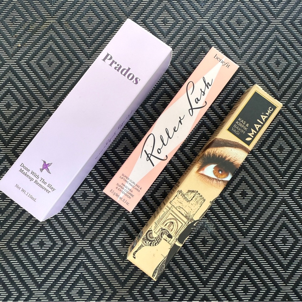 Eye Trio - Benefit Mascara + Prados Makeup Remover + Eyelash Oil Conditioner.